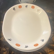 Corelle Halloween 16 Piece Set. 8 Platters 8 Bowls picture