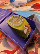*NEW Disney Robin Hood Very Rare 100 Decades Magic Band+ Limited 3240  picture