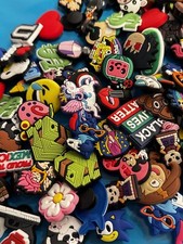 Lot of 1000 Shoe Charms for Crocs Jibbitz mix of different style. Wholesale bulk picture