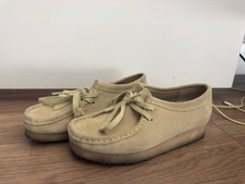 Clarks Originals Wallabee Beige Suede Women's 7.5 Crepe Sole picture