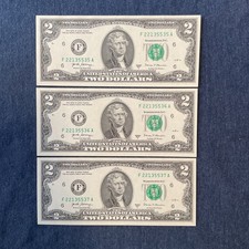 3 Consecutive $2 Bills 2017A Uncirculated Crisp Sequential Serial Numbers picture