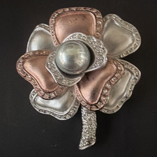 Two-Tone Flower Brooch Pin Metal Silver & Rose Gold Tone Flowers & Plants picture