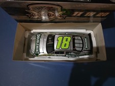 KYLE BUSCH #18 DOUBLEMINT 2011 1/24 NASCAR DIECAST picture