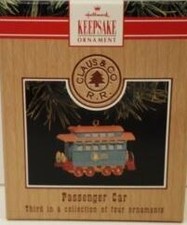 Hallmark XPR9732 Lionel Passenger Car Christmas Tree Ornament picture