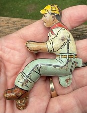 VINTAGE MARX 1950s TIN toy CATERPILLER BULLDOZER TRACTOR DRIVER only-3.25