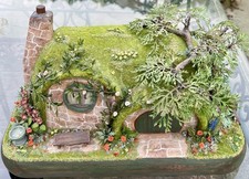 WHIMSICAL VINTAGE 2004 HANDCRAFTED ARTISAN HOBBIT DOLL HOUSE 1/2 SCALE picture