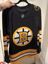 NHL Boston Bruins Fanatics Men’s Size 46 Jersey NEVER WORN picture