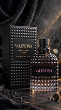 Valentino Born In Roma Uomo Eau de Toilette Spray, 3.4 fl oz Regular Size picture