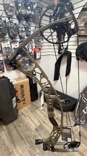 Hoyt ALPHA X 33 HBX XACT, 70#, 30.0