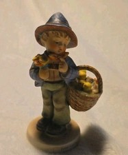 Hummel Goebel Figurine Easter Greetings 378 TMK6 5