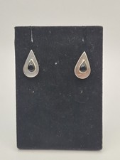 Vintage 925 Silver Modern Teardrop With Onyx Center Accent picture