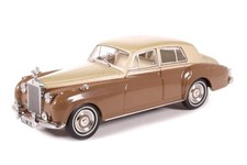 Oxford Diecast 1:43 Rolls Royce Silver Cloud I Sand/Sable Collectable model picture