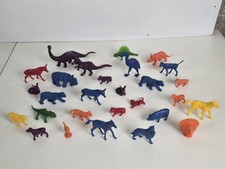 Vintage Plastic Dinosaurs and farm animals lot of 28 Colorful toys Learning  picture