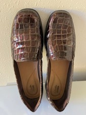 Clarks Collection Brown Patent Leather Loafers, Croc Pattern Women's Shoe  11M picture