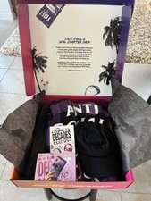 Taco Bell Decades 2016 Box - 1/500 Sweepstakes Full Set - XL Shirt, Hat, Camera picture