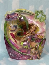Winx Club 2012 FLORA BELIEVIX Fluttering Wings Doll Jakks_42401/02_NRFB picture