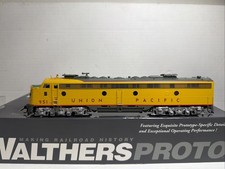 Ho Scale Walthers Proto Union Pacific UP Heritage E9M A Unit #951 W/ DCC Sound picture
