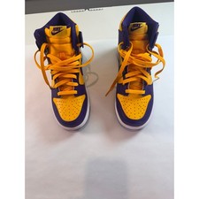 Grade  School Nike Dunks picture