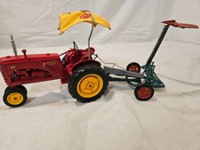 MASSEY-HARRIS 22 TRACTOR W/ NEW IDEA MOWER 1/16 SPECCAST SHEBOYGAN SHOW picture