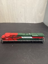 Walthers Mainline HO Scale Ferromex GE ES44AC Evolution Locomotive #4600 picture