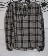 Maurices Women's Top Size M Long Sleeve Multicolor Plaid Round Neck picture