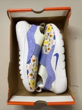 NIKE FLEX RUNNER 4 SE (WOMENS 8) (6.5 YOUTH) picture