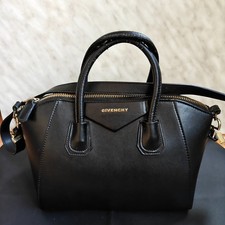 Givenchy Antigona Medium Bag Black Smooth Calfskin Leather Gold Hardware AUTH picture