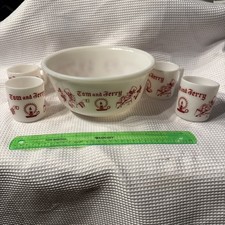 Vtg. Tom And Jerry Vintage Punch Bowl Set + 4 Cups Holiday Milk Glass Scarce MCM picture