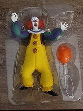 Toony Terrors - IT – 6” Scale Action Figure - Stylized Pennywise the clow (1990) picture