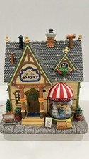Lemax Caddington Village “Mt Joy Bakery” 25376 Retired 2012 Brand NEW And RARE picture