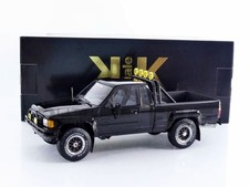 KK SCALE MODELS 1/18 - TOYOTA HILUX TRUCK XTRA CAB 4X4 - 1985 181561BK picture