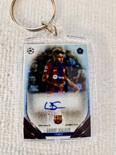 Topps 2023-24 Chrome UEFA Lamine Yamal FC Barcelona key chain picture