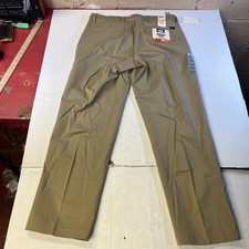 Dockers Men Classic Fit Smart 360 Flex Khaki Pants Workday Khaki Size 38X32 NWT picture