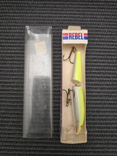 Vintage Rebel Jointed Minnow Fishing Lure Broken Back Chartreuse Silver With Box picture