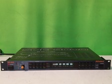 Roland SDE-3000 Digital Delay Effects Rack Unit Digital Delay Effect picture