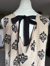 Women’s Size L Beige/Black Geometric Shift Dress Tie Back Bow Pockets picture