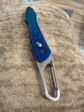 BUCK WHITTAKER-  B436 Short Revolution Folding Knife - Blue picture