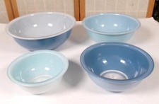 Pyrex Moody Blues Clear Bottom Vintage Mixing Bowls 322 323 325 326, Set of 4 picture