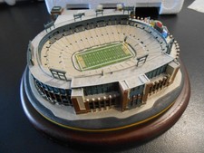 Danbury Mint Modern Lambeau Field Stadium Replica - complete but small damage picture