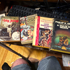 Vintage Sci-Fi Paperback Lot 4: Brackett, Norton, de Camp, Farmer picture