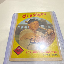 Topps 1959 Topps Gil Hodges #270 Los Angeles Dodgers White Back Base Set picture