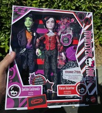 Monster High Kieran Valentine and Spelldon Cauldronello Dolls 2-Pack Damaged Box picture
