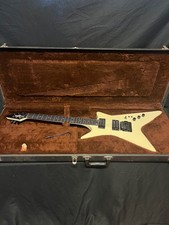 Vintage 80's Carvin  V220 Guitar in White  W/OHSC picture