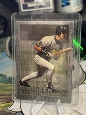 1995 Topps Embossed - Don Mattingly #115 picture