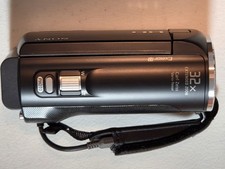 Sony Handycam HDR-CX220 Camcorder 32x Zoom 8.9MP With 1 Batteries,case,charger  picture