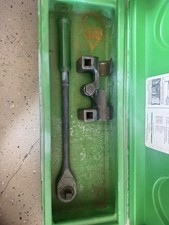 Greenlee 796 Ratchet Cable Bender picture