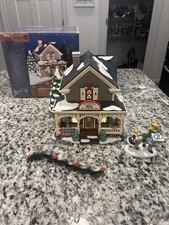 Vintage Department 56 The Original Snow Village Country Quilt And Pie Read Issue picture