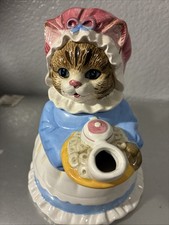 Vtg Ceramic Heritage Mint Ltd. Mrs. Cat Teapot Anthropomorphic Cottagecore picture