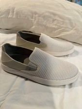 OluKai Lae'ahi Shoes Mens Size 10 Mesh Slip-On Casual Sneakers, Bone/Bone picture