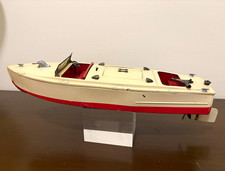 Vintage Lionel Craft model 43 Runabout . Circa 1930 very fine condition. picture
